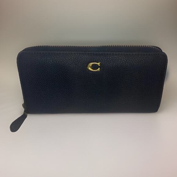 COACH Black pebbled Leather C Logo Long Wallet Round Zip pre-used - Picture 1 of 8